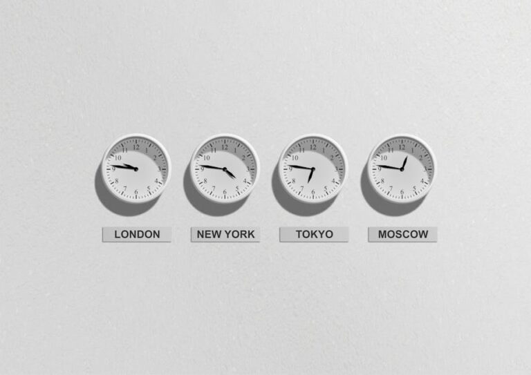 four-wall-clocks-showing-different-time-zones-for-london-new